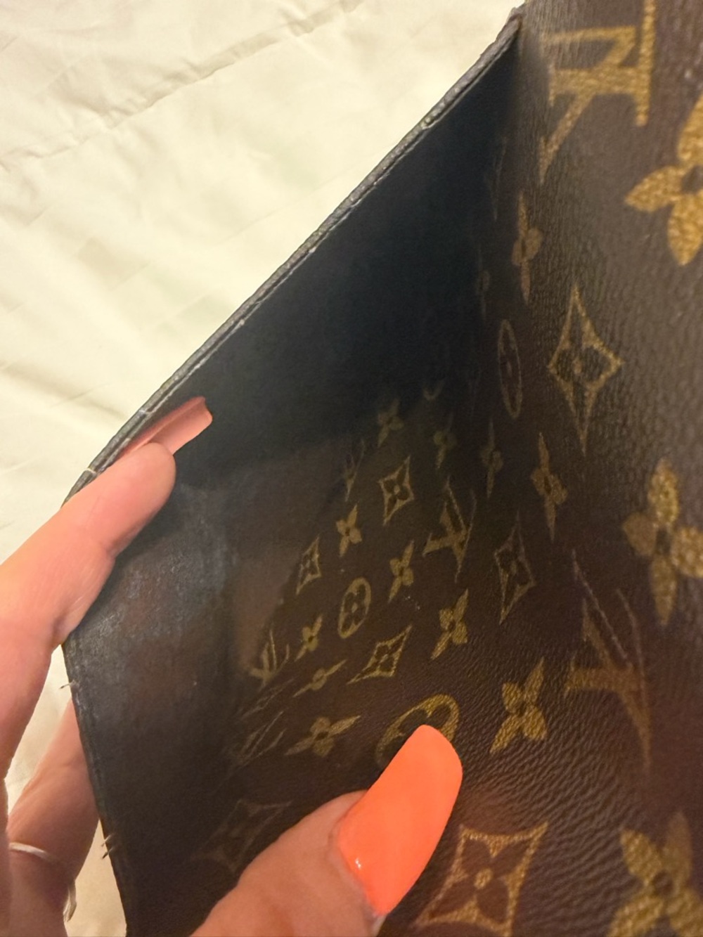 💯AUTHENTIC Louis Vuitton Monogram Saint Cloud Cross Bag - Picture 14 of 16